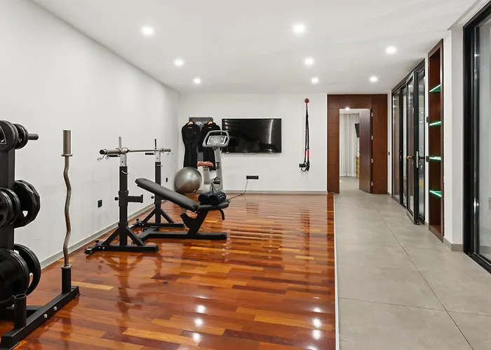 Вілла Karat Serendibida Адехе