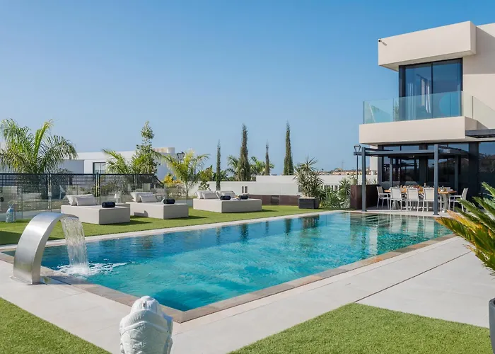 Karat Serendibida Villa *